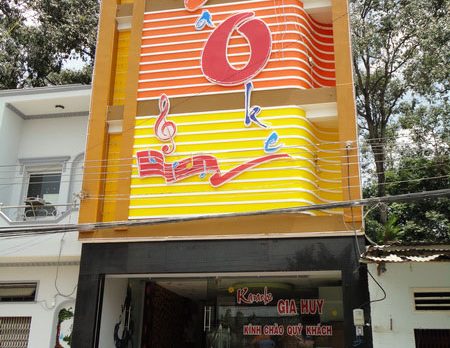 Thi công hệ thống âm thanh tại Karaoke Gia Huy