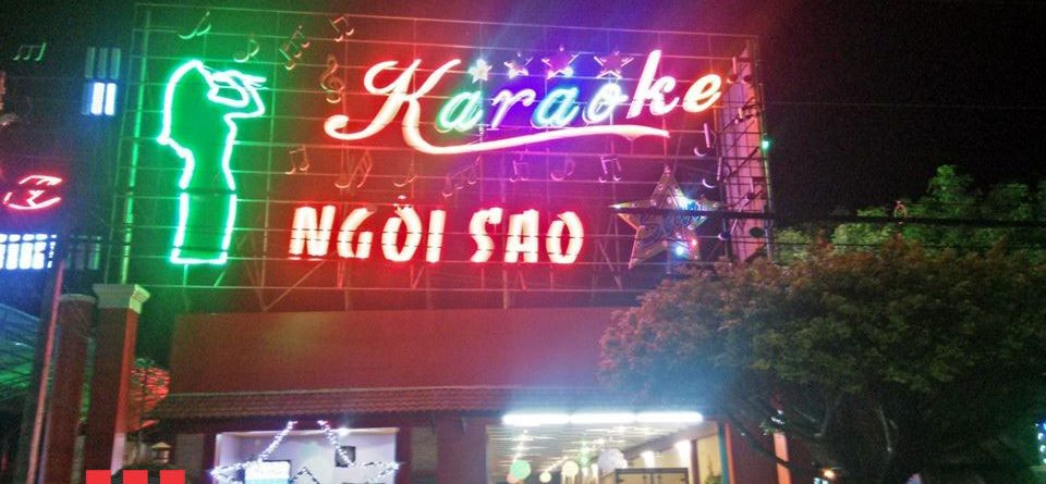 Thi công phòng karaoke